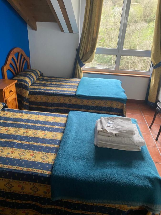 Les Vegues II Appartement Santillan Buitenkant foto