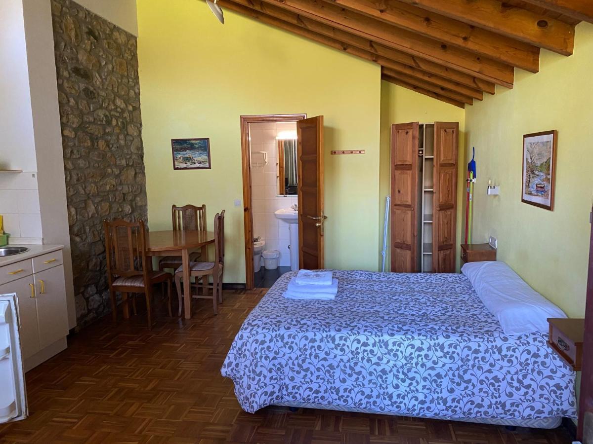 Les Vegues II Appartement Santillan Buitenkant foto