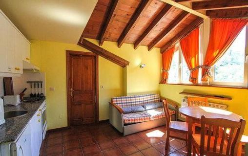 Les Vegues II Appartement Santillan Buitenkant foto