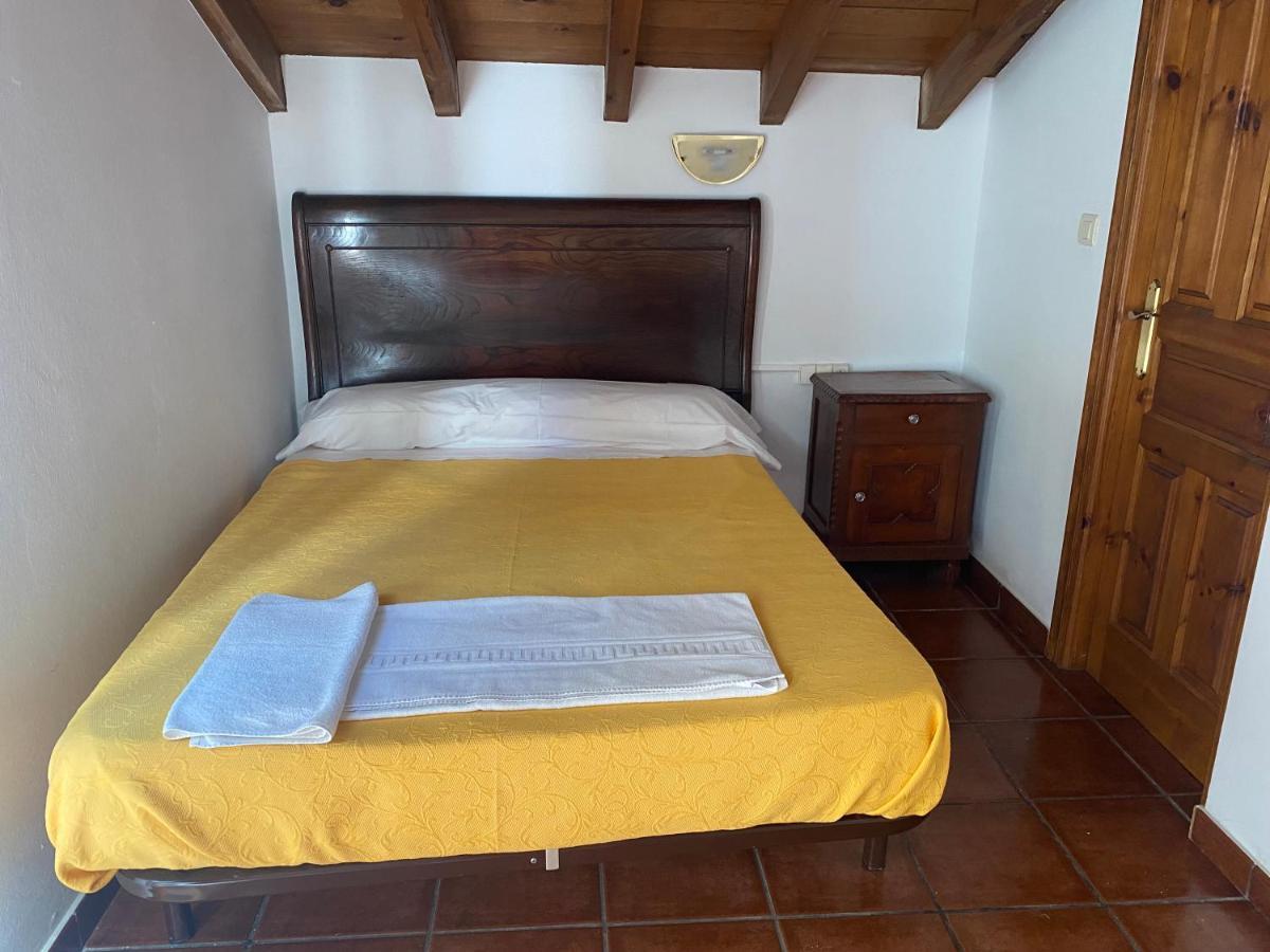 Les Vegues II Appartement Santillan Buitenkant foto