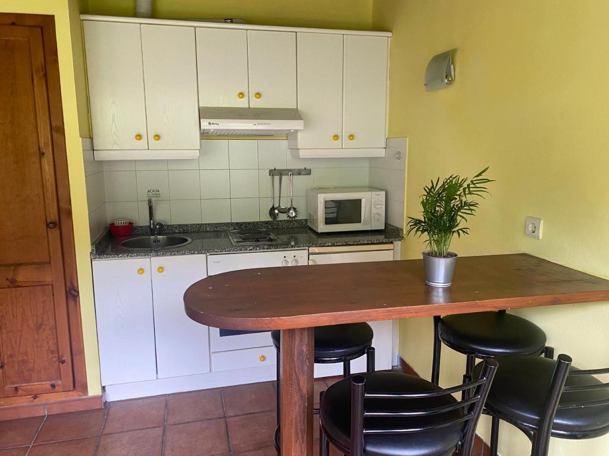 Les Vegues II Appartement Santillan Buitenkant foto