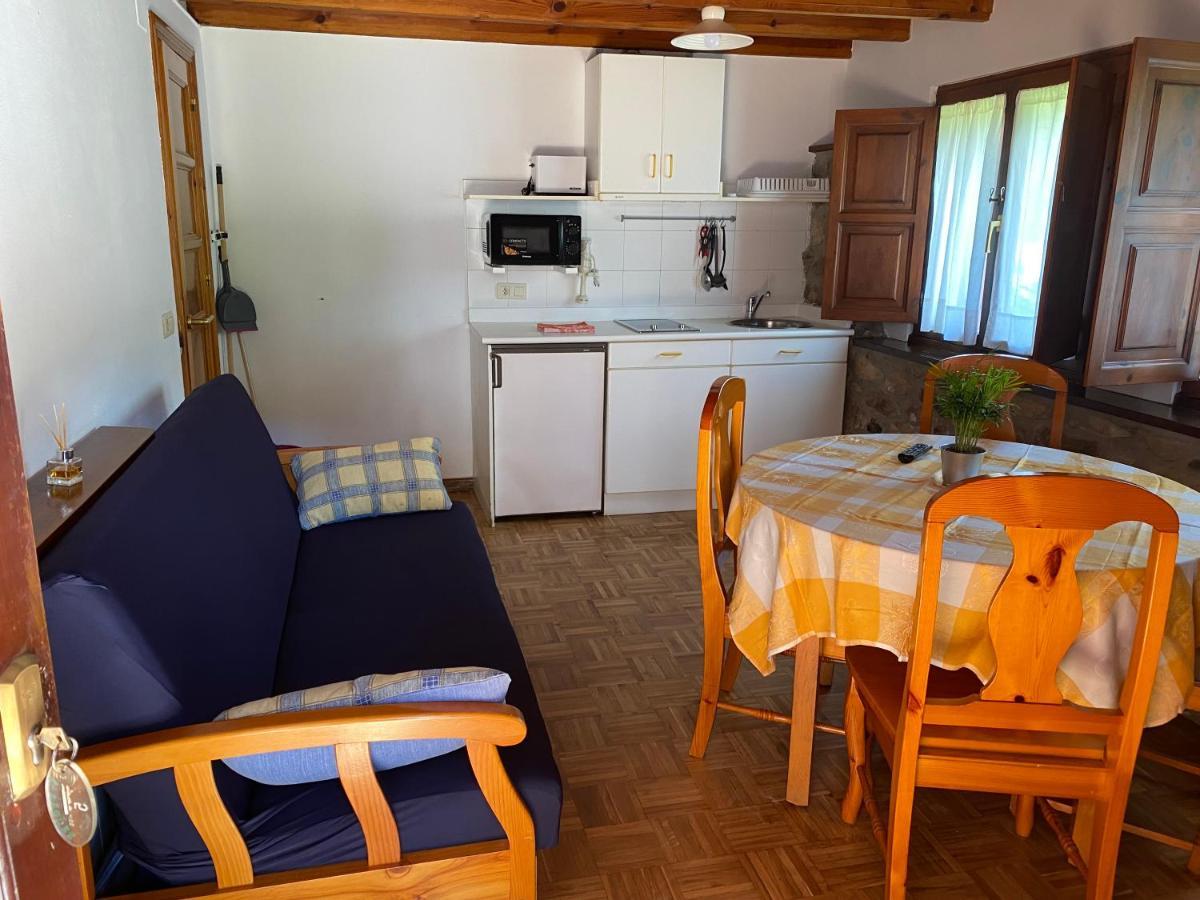 Les Vegues II Appartement Santillan Buitenkant foto